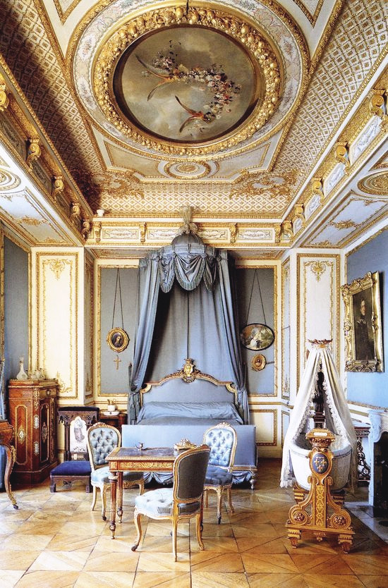    Salon de Monsieur le Prince, Petit ChÃ¢teau at Chantilly, France  