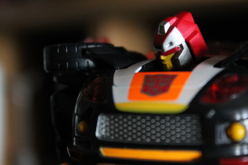 Transformers Botcon 2012 Kick Over (Kickoff)