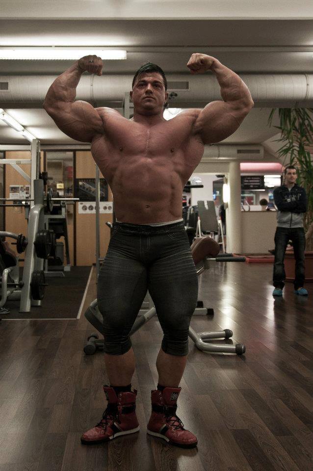 fanomuscle:  Tony Breznik