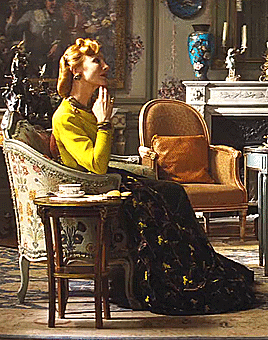 Lady Tremaine + Outfits