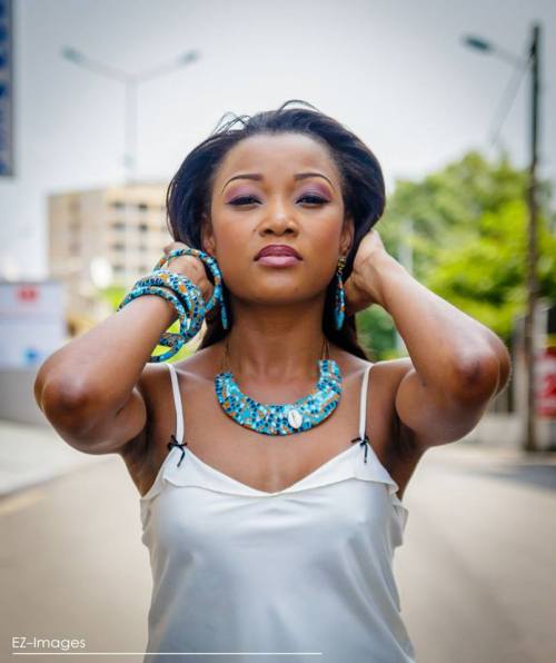 Gabon Initatives: Etoune Soleil, accessoires en pagne Made In Gabon&ldquo;Etoune Soleil ou comme