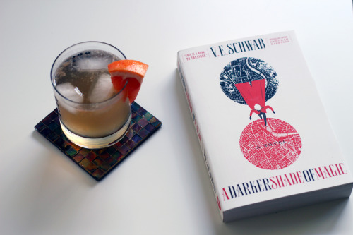 What’s better than books? Books with perfectly paired craft cocktails. I’m over at @bookriot today s