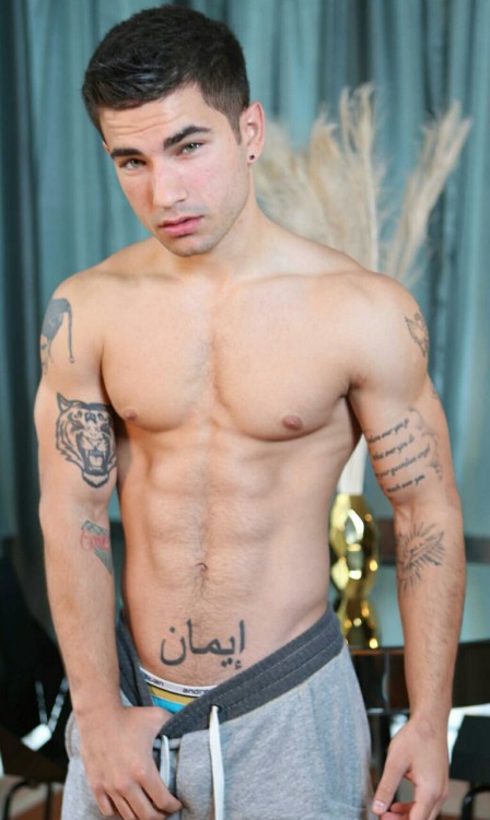 gerg14:  TATTOOED LOVE BOYS for May 18,  2015