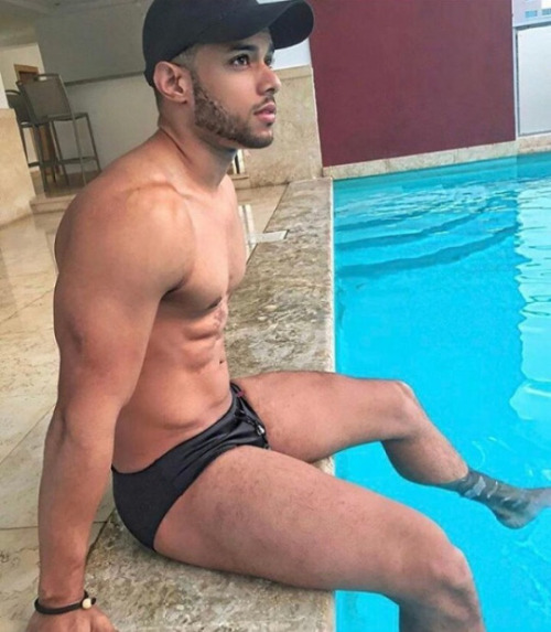 WORKOUT GEAR