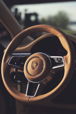 mistergoodlife:  Porsche Macan Turbo interior