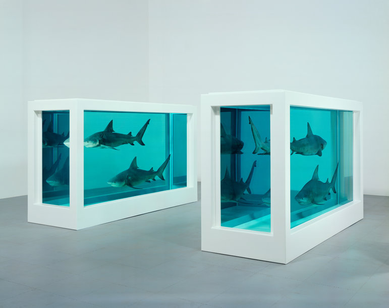 adapto:  Damien HirstTheology, Philosophy, Medicine, Justice (2008)