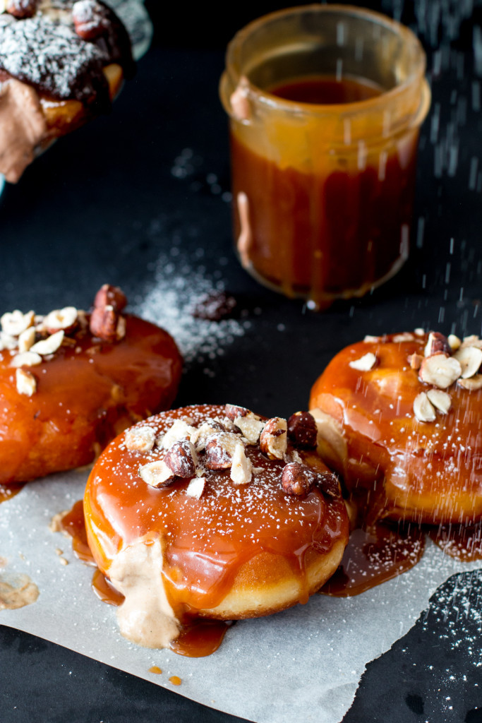 sweetoothgirl:    NUTELLA-RASPBERRY &amp; ESPRESSO-BANANA-CARAMEL DOUGHNUTS 