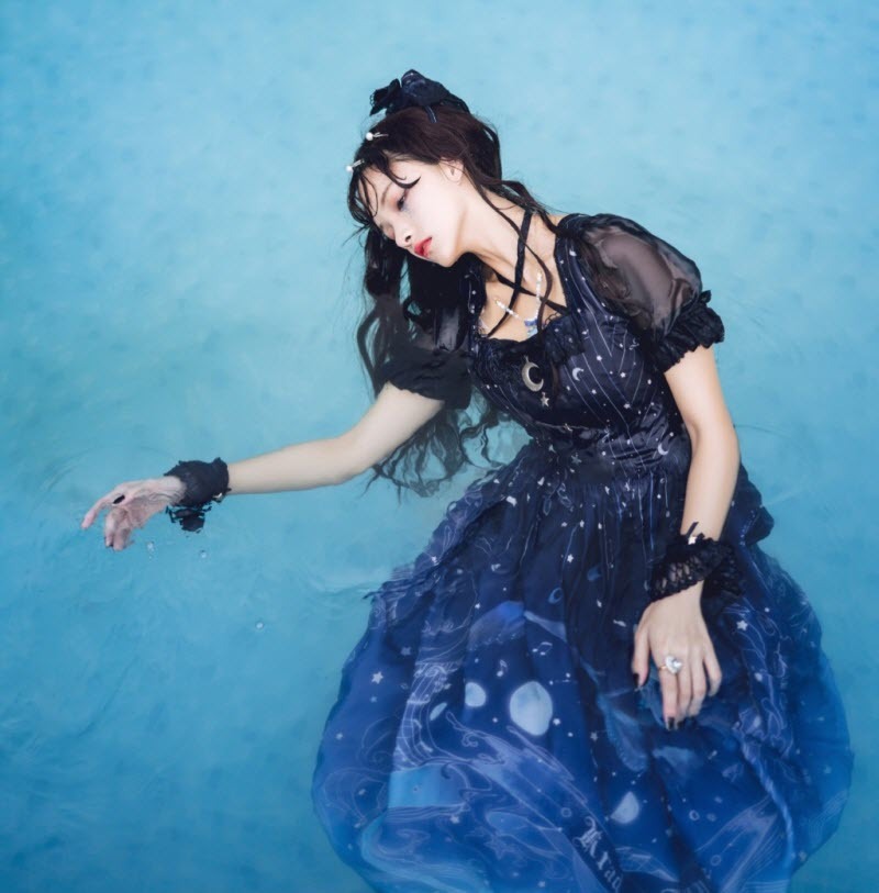 lolita-wardrobe:  ☆『-💧💦🎐💦💧-Lost In Sea Blue-💧💦🎐💦💧-』☆