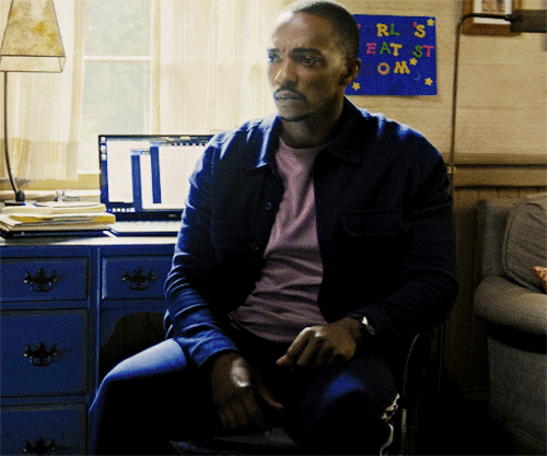 naslostcontrol:SAM WILSON in EP01THE FALCON AND THE WINTER SOLDIER