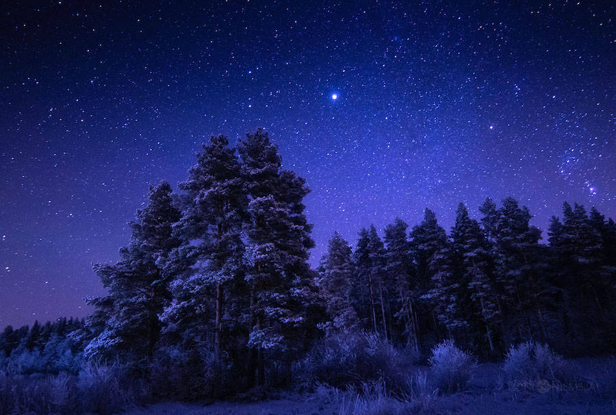laatteenightthoughts:  archatlas:  Night Sky Joni Niemelä   Breathtaking 😍