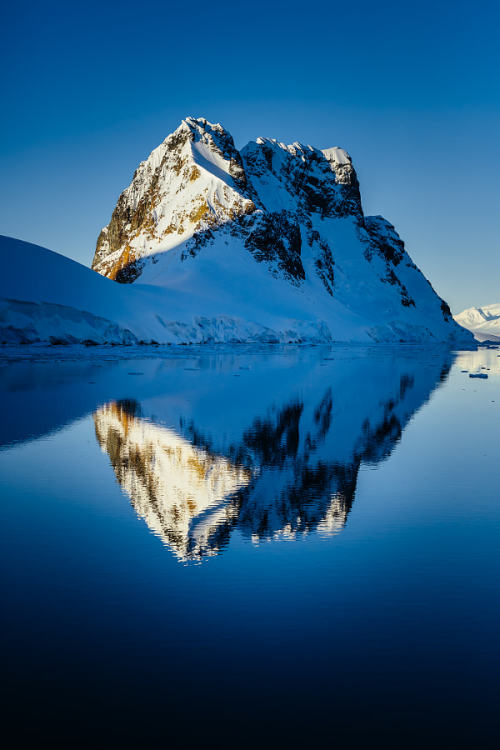 throughwinterfields - FootlooseFotography