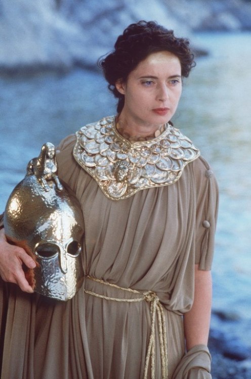 mariapassali: Isabella Rossellini as Athena The Odyssey (1997)