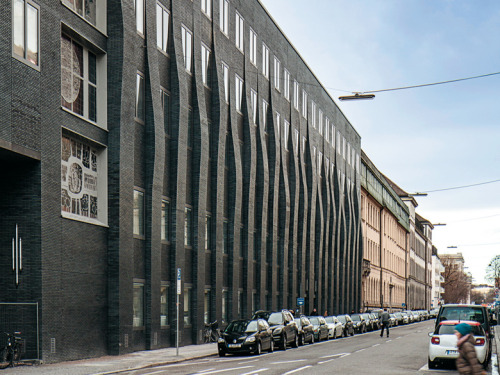 subtilitas:  Hild und K - Building refurbishment, Munich 2013. Via, photos © Michael Heinrich. 