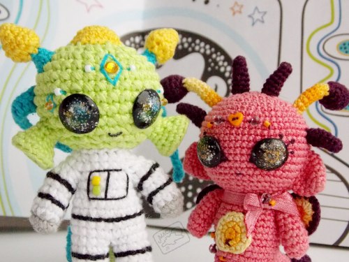 ann-the-amigurumer:Just some more photos with my aliens :)