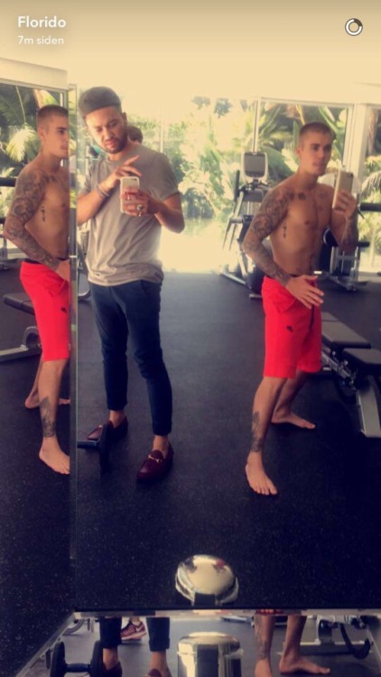 Justin Bieber’s Feet