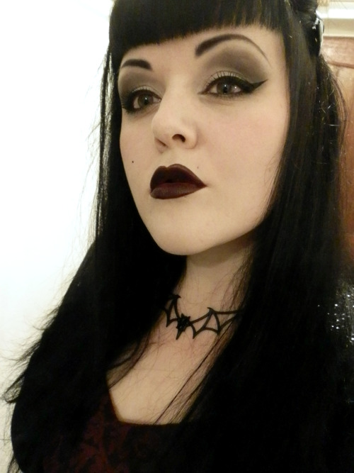 putridpink:  wifetodarkness:  Seeing as everyone is doing it, my 2013 in selfies :)   You are perfection 