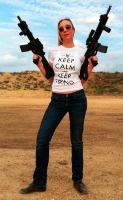 girlandguns:  Girl With Gun  follow me at : http://girlandguns.tumblr.com/