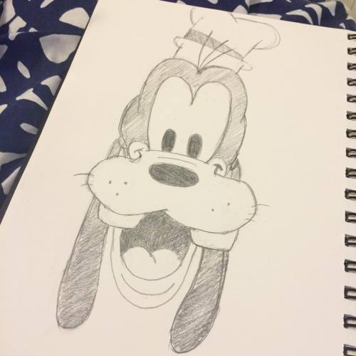 Goofy for my Goofy @toofarfrommyhome #Disney #disneyart #goofy #fabfive #drawing #sketch