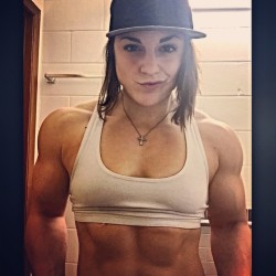 Muscular Girls in Motion