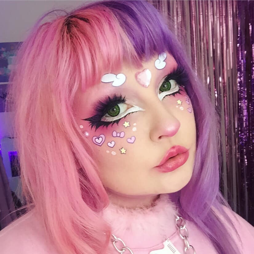 vandtæt tre halvkugle 🎀💜 Pretty doll face kandi available in store💜🎀 - PlanetMagica