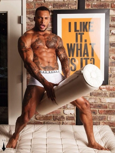 seeker310:  dominicanblackboy:  David McIntosh oh my!😍     Hot!!  