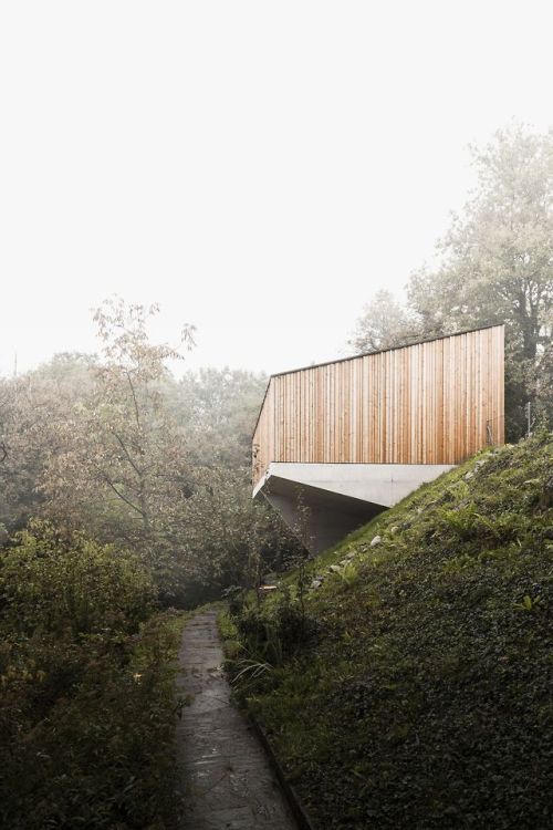 Sun2wheel | Bardelli+Testa ArchitettiLocation: Rovio, Ticino, SwitzerlandPhotograph: Simone Bossi