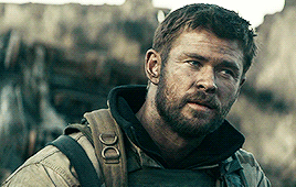 dailychemsworth:CHRIS HEMSWORTH as Captain Mitch Nelson in 12 Strong (2018) dir. Nicolai Fuglsig.