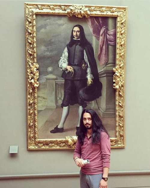 Visitors Find Their Museum Doppelgngers In This Series Of Photos.