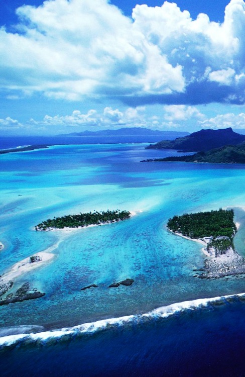 f-r-e-s-h-n-e-s-s:Islands of Bora Bora. xx
