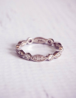 ringscollection:  Victorian Style Diamond