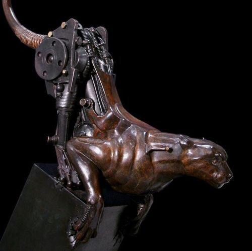 ronbeckdesigns:Organic and Mechanical Hybrid Sculptures by Pierre Matter 