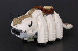 bryankonietzko:  My buddy Angus MacLane forwarded me the link to this terrific fanart LEGO Appa, by Legohaulic, who wrote:    &ldquo;A commissioned model of Appa from Avatar. The model features a removable saddle which can be replaced with a section that