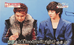 sheakaluvsjungjihoon:    Seungho meets fortune cookies for the first time •ᴥ•