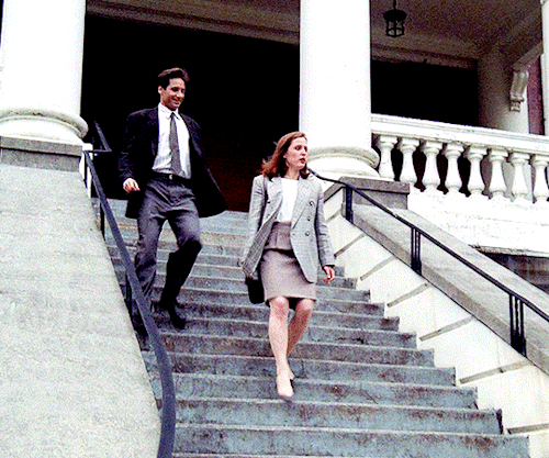 madsbuckley:  The X-Files ✺ 1✗01 - Pilot