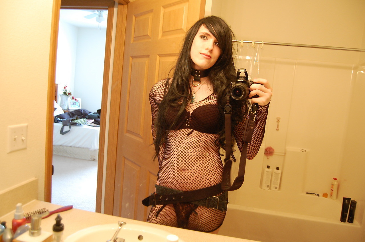 horny-trap-littlesissy-femboy:  blog | past | submissions | SUBMIT