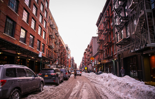 nycitypics:Snowy day——instagram | buy prints