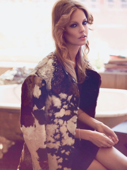fashion&ndash;victime: Elisabeth Erm for Vogue Russia February 2015