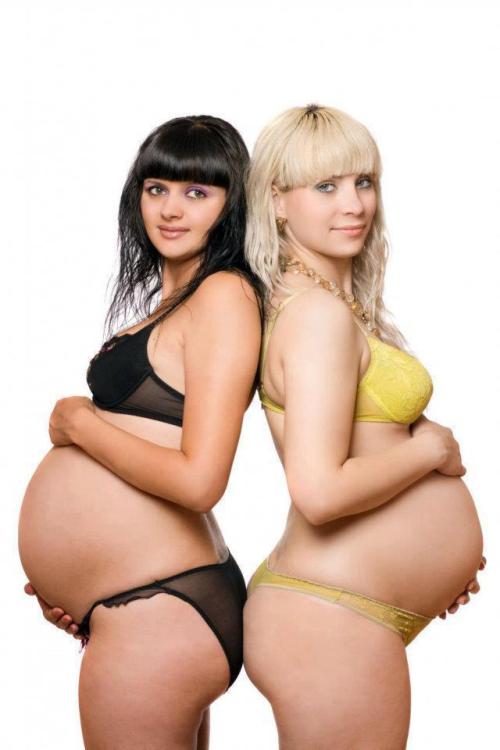 pregnantnude:  Pregnant NudesReady to blow