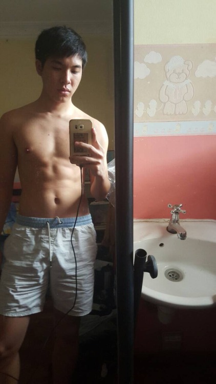 dicktionarysg: SG Straight NSFP/S: Thank you guys for the follow :)Follow me for more SG boys