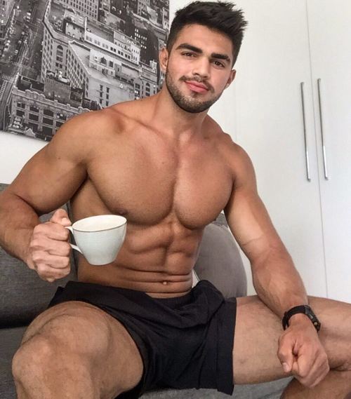 hotmensecretfolder:  @jeffferreira22 hot men secret folder