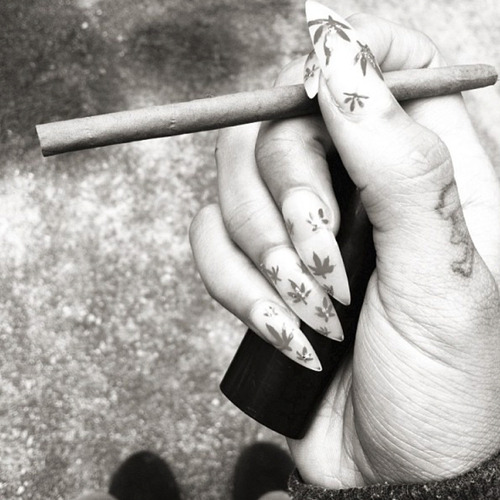 baddxbihh:  stay bad, get $$$