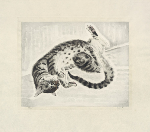 Tsuguharu Foujita, Les Chats, 1930. Aquatint. Published by Apollo, Éditions Artistiques, Paris. Via 