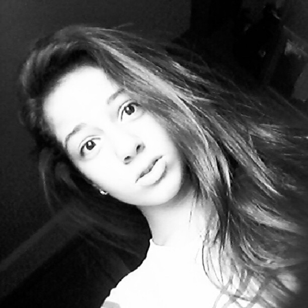 BU! Haha, boa tarde (: #good #afternoon #me #ugly #blackandwhite #hear #terrible