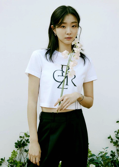 netflixdramas: KIM DA MI photographed by Yoon Song Yi for MUSINSA (2022)