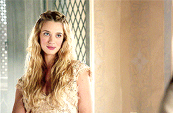 audelreys:  reign meme: [2/3] colours - white 