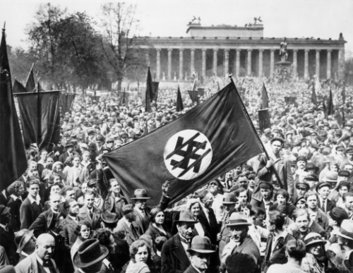 Anti NAZI demonstration in Berlin 1932 [520x402] Check this blog!