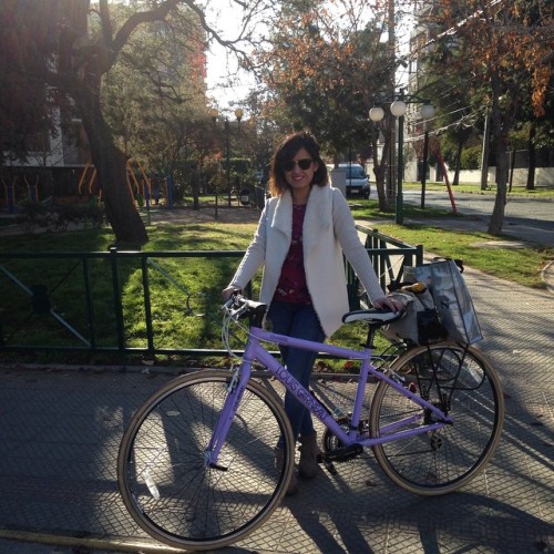 antakari:   #girls&bikes #chic #girlfriend #santiago #bike #chile @louisgarneau