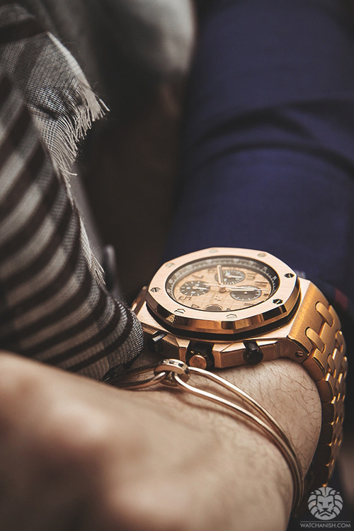 watchanish:  Audemars Piguet Royal Oak Offshore in Pink Gold.Read the full article
