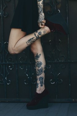 letliveintheend:  band/tattoo blog †