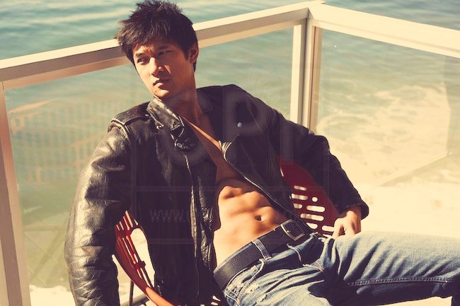 magnusandalec:  Goodness gracious, Harry!! :P *drools* 